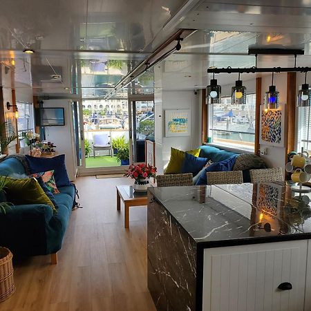 Jasmine Coral Jay Boutique Boatel Ocean Village Gibraltar Exterior foto