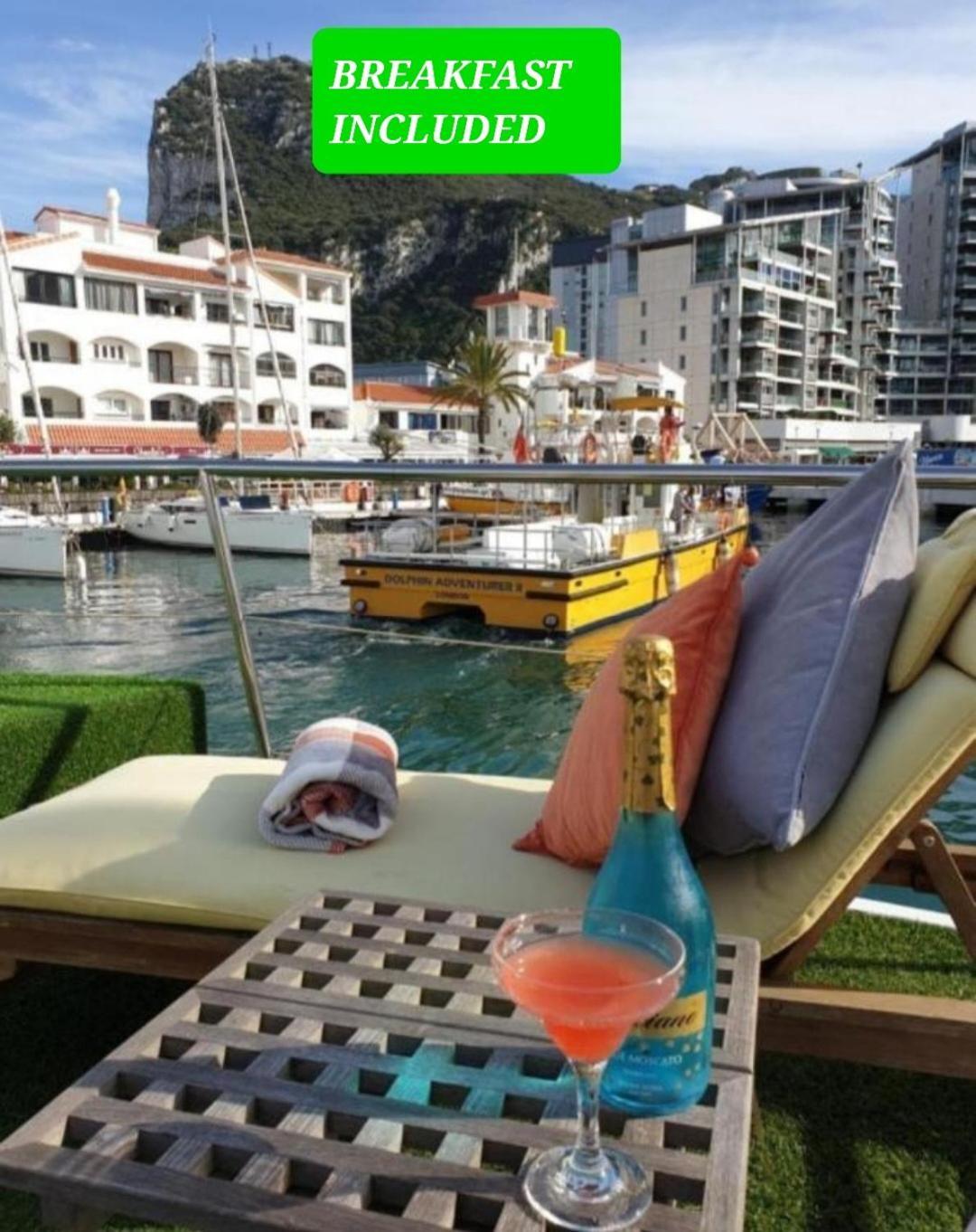Jasmine Coral Jay Boutique Boatel Ocean Village Gibraltar Exterior foto